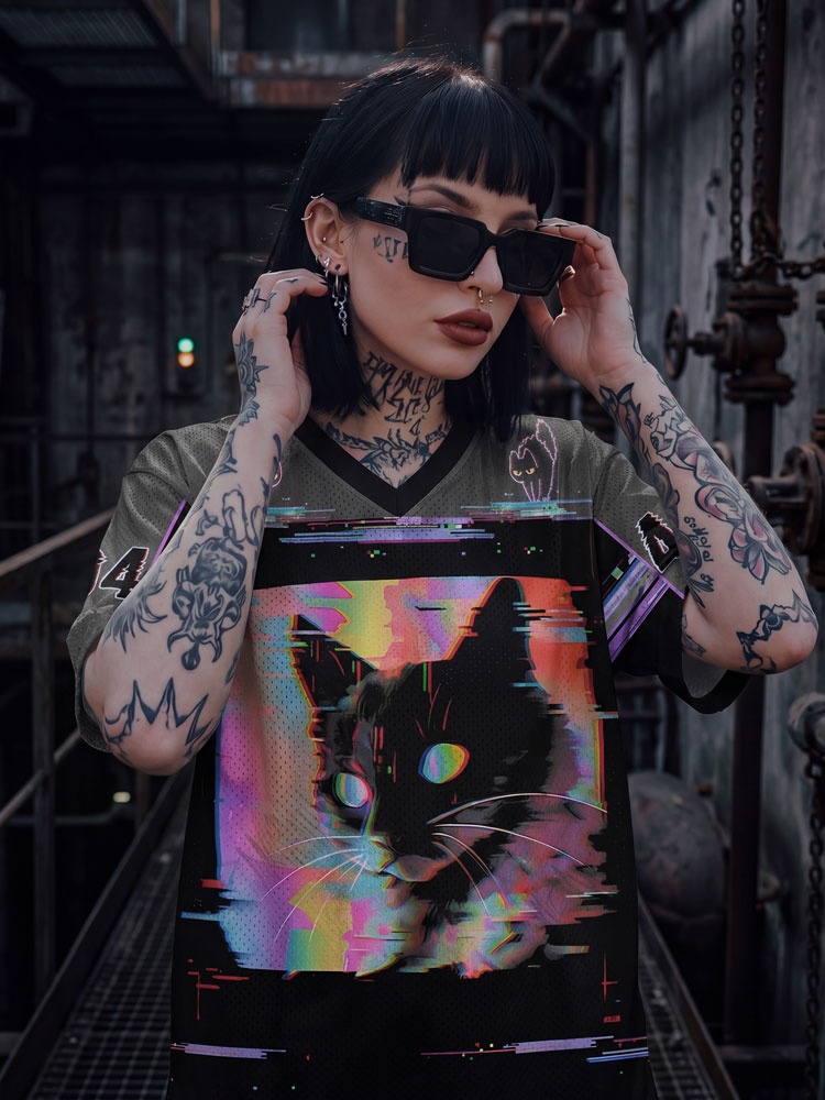 Street Fashion News - Koszulka z krótkim rękawem i dekoltem