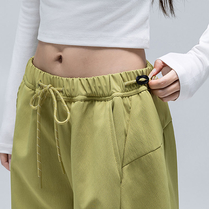 Unisexowe wodoodporne spodnie  – Cargo Pant Wide recenzja i cena