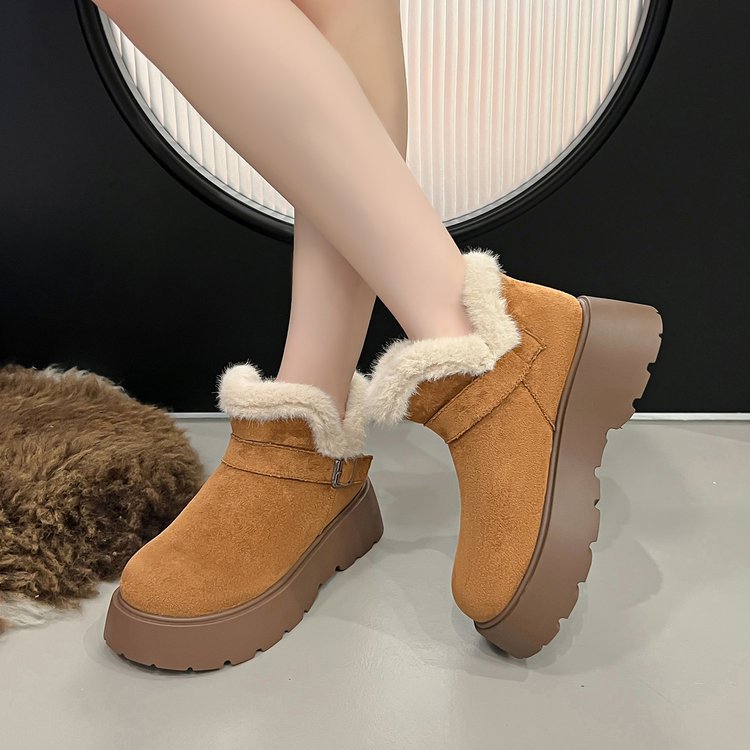 Zimowe buty damskie na grubej  – Street Fashion Online recenzja i cena