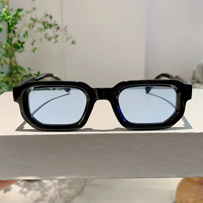 Okulary przeciwsłoneczne w sty – Street Fashion Brands recenzja i cena