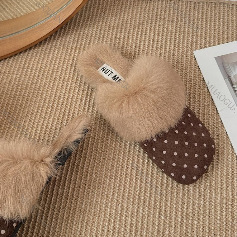 Modne damskie kapcie w kropki, – Street Fashion Online recenzja i cena